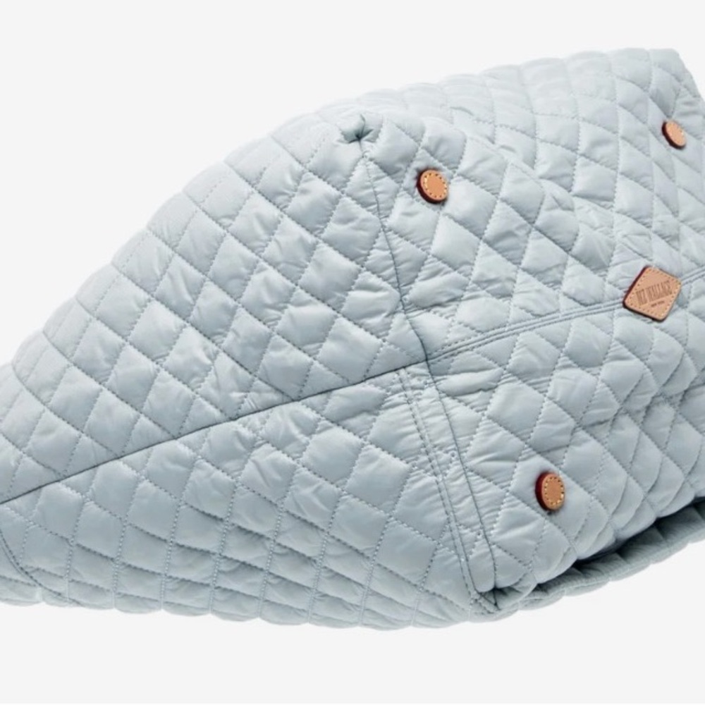 NWT 😍🩵 MZ Wallace Quilted Ice Blue Tote Bag - Medium - Picture 10 of 10